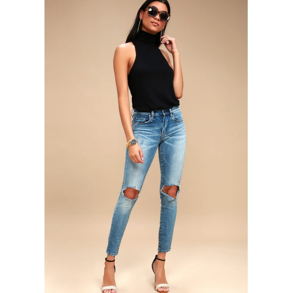 BLANKNYC The Bond Mid Rise Skinny Jeans - Picture 10 of 12
